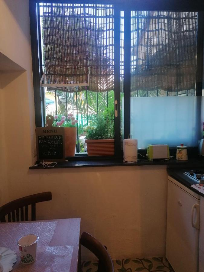 Dimora Via Col Vento Apartman Nápoly Kültér fotó